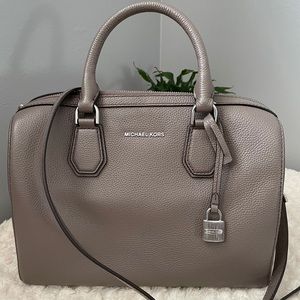 Michael Kors Mercer Duffle bag